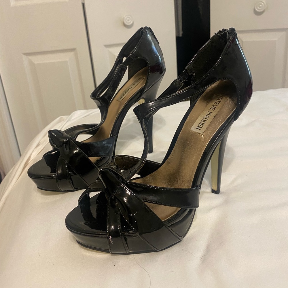 Steve Madden black stiletto platform heels